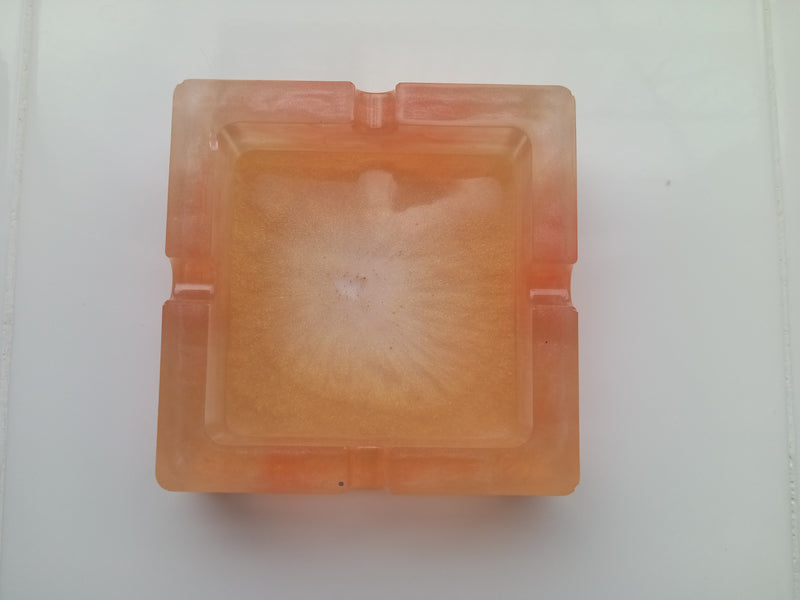 square resin ashtrays - Orange