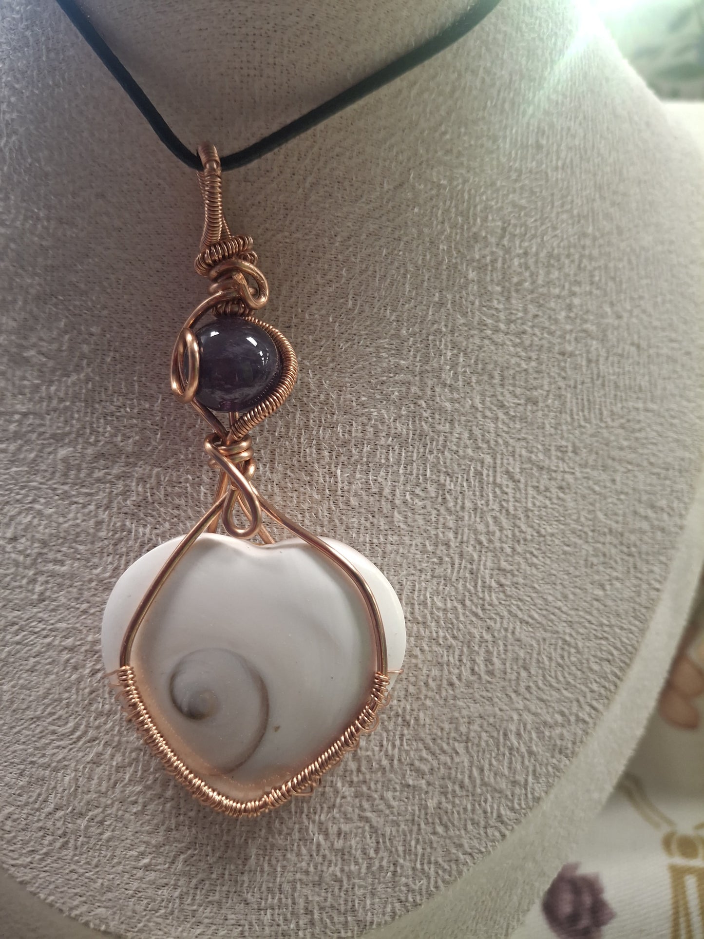 Mother of Pearl Heart Pendant with Amethyst – A Story of Gentle Love and Protection