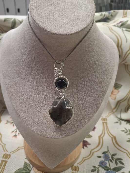Labradorite & Obsidian Pendant – A Story of Guarded Wisdom