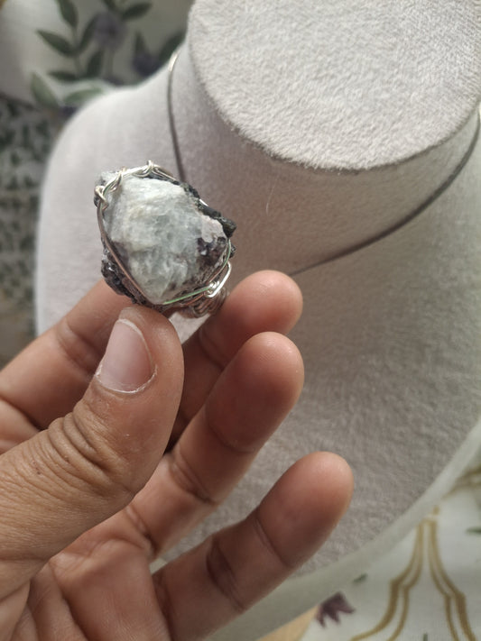 Black Tourmaline Segments & Moonstone – A Story of Protection and Flow