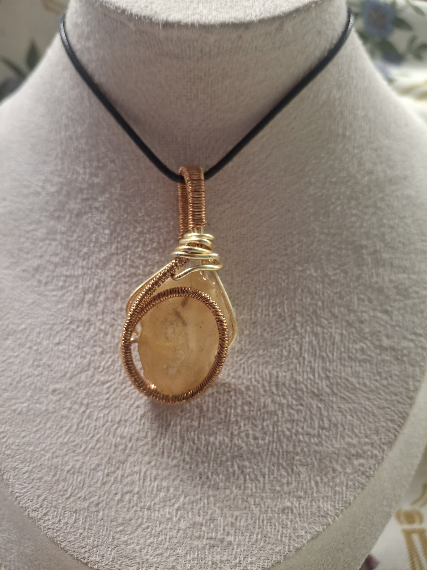 Yellow Amber with Inclusions – A Story Frozen in Time